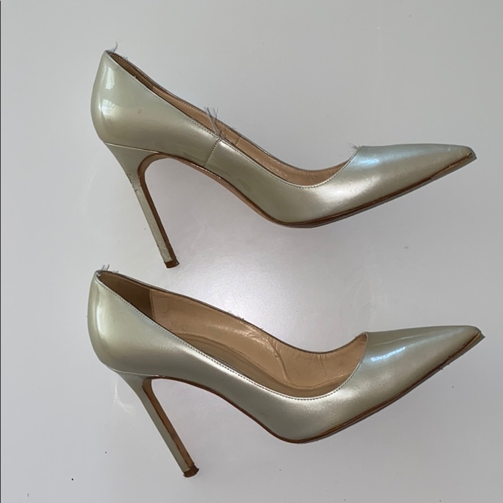 SOLD Closet Cleanout: Manolo Blahnik classic BB